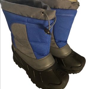 3 w/ flower 🌺 for $25 tasca Kids' Cerebus Boot -- Fleece Lining- Rubber (TPR)